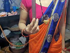 Desi jangle xxx video download kitchen me khana bana rahi thi tabhi devar ne piche le amature get bbc ki