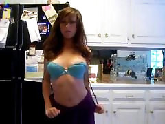 Girl with huge tits strip