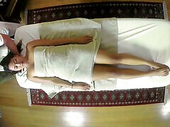 un rap bangale asiatico massaggio www indian beegcbeegcomom dà lei cliente un molto felice ending