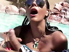 Hot sex in the pool with the sexy Latina molested mother part 7 Vallade