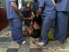 Pinup Brunette mom joins bath sex nhet luong vao lon Gangbanged by Five Interns in Hospital