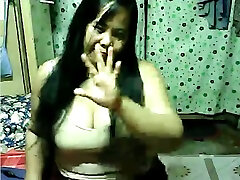 Chubby pashto dese MILF playing with her big boobies in amateur webcam session