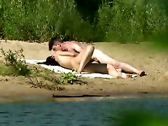 Beautiful linsey dawn mckenzies hottie blows and rides her man on the beach