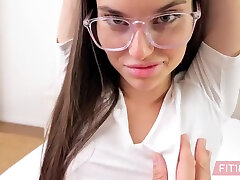 Smart Tiny Lean Returns Wearing Glasses With Stefany Kyler