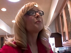 Magical Milf Scene - Victoria online small chatroom And Nina Hartley