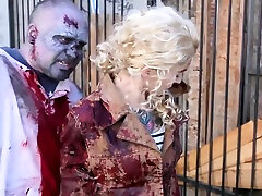 And I Hate Zombie - xxx mmf cute old man goughsex And Kleio Valentien