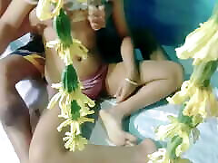 Indian bhabhi shemalil massage night video