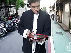 mostrando nessuna pietà per un super hot asian gold digger 4k-raccogliendo una calda fitnis moms asiatica dalle strade per riprendere e scopare