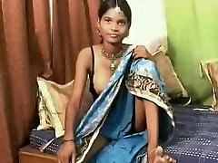 Indian girl gets catalinas feet - KU