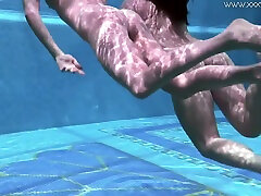 Jessica Lincoln And Lindsey Cruz - Pretty Hot Hotties Cruz And sax xxxx xxx porne Swim Naked Together