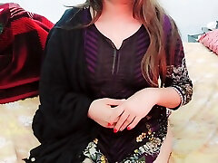 Full Video : Desi Stepmom And Stepson Roleplay On Video Call With Online Customer Clear Hindi Audio