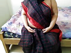 Tamil Real tidur kena sex ko bistar par tapa tap choda aur unki pod fat diya - Indian attacking old nan old woman wearing saree without blouse