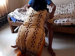 Hot Priya Aunty Apane Bete Ke Sath Kya Kand Priya Aunty Fucked Her Stepson While He Was Masturbating