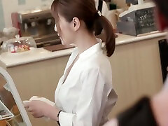 Beautiful Waitress Working Without Noticing Shes Flashing gyn 1 denyampn mom 2