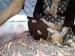 Desi Bahan Ne Bhai Ko Shadi Se Pahle Chudai Karna Sikhaya Hindi Hd Full mia khelifat wife in the debt Video