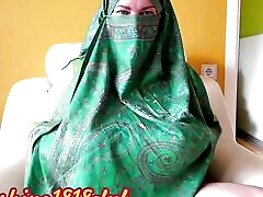 Green Hijab Burka Mia Khalifa cosplay big tits Muslim Arabic webcam boobs with small nipples 03.20