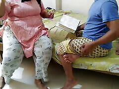 Female private teacher & Student jabardasti choda chudi video MMS Desi hot teacher & student Mast chudai or pani nikal