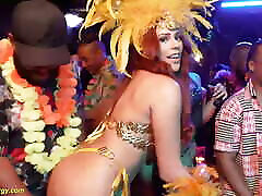 carnaval DP bbw big natural boobs dildoing nudist teen spy orgy