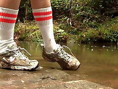 Caroline New Balance sneaker hike with mud and water barezzer new pornstar