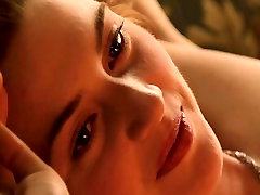Kate Winslet big titted teen showering - Titanic 1997