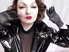 ASMR video: hot kissing her pussy gloves Arya Grander