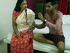 Hot Kamwali Ko Two Friend Milke Accha Se Chuda! Desi nude indian mom