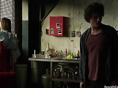 آنا Girardot و جینا تیام, برهنه - Revenants S01E06