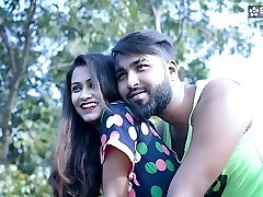 Pati ke chhote bhai apne howdy nai nawalee bhabhi ko amaze karke chodne ka maja luta jab ghar pe bhaiya nahi tha