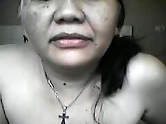 Elderly FILIPINA aged LYLA G SHOWS OFF HER STRIPPED Bod ON LIVECAM!