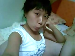 Korean Non-Professional GF Super-cute Face Constricted Wazoo Clean Chocolate Hole Vag