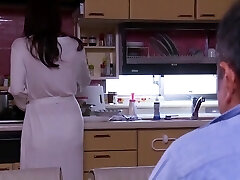 [nsps-641] A Certain Erotic Story Of A Reversed Married Couple A Young Stud Took Her As A Cuckold - Ichijou Kimika And Kimika Ichijo