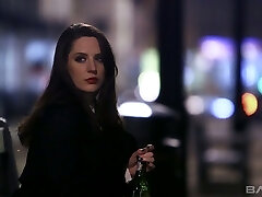 Fantastic English porn star Samantha Bentley doesn't mind being analfucked