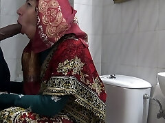 Perverted Turkish Amateur Mom Sucking Big Dark-hued Cock In Germany