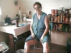chubby granny fucks high heels