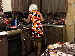 I put my dick in the bootie of an old chick