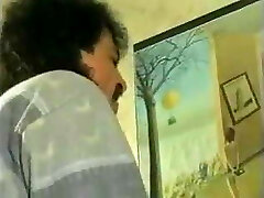 HYE Her Neighbour Loves Her Hospitality !