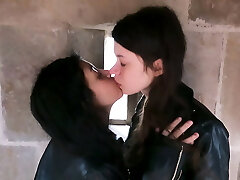 Public orgy on the streets of Barcelona - DOLLSCULT