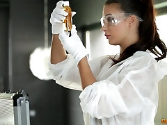 Detective Susy Gala gets boned by her counterpart right at work