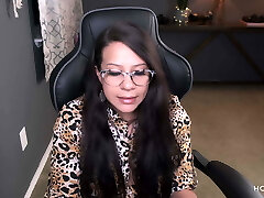 Teacher forgot to log off school computer and tears up in front of class