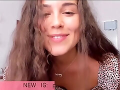 So Raunchy Spanish Babe Makes Me Jism!