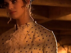 Uber-sexy Brunette Natural Tits Girl Jezebelle Bond In A Corset