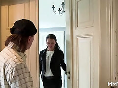 MMV FILMS Inspecting the Farm