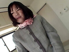 Makiko Nakane Is a Horny Asian MILF Who Enjoys Strong Solo Masturbation Before Oral Sex
