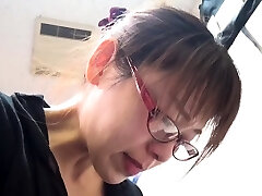 Japan ho pees her trousers