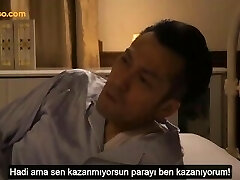 Gelinini siken kayınpeder türkce altyazılı