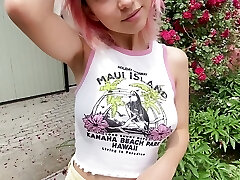 Offered a Strange Chick a Blowjob