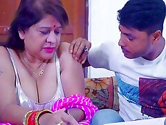 Steamy teacher apne student ko sex karna sikhate hai