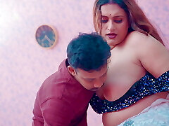 Milf lady offered her big boobs and hardcore fuck-fest to her customer