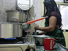 ससुर जी ने जवान बहु को चोदकर अपनी हवस की प्यास बुझाई