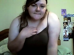This BBW's pussy fuck-hole is always hungry and she loves toying her cunt on cam